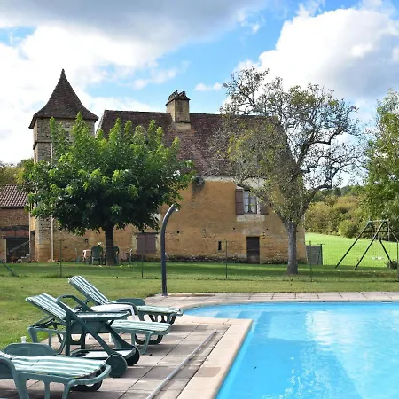 Holiday home Vintage In Besse With Swimming Pool Saint-Pompont